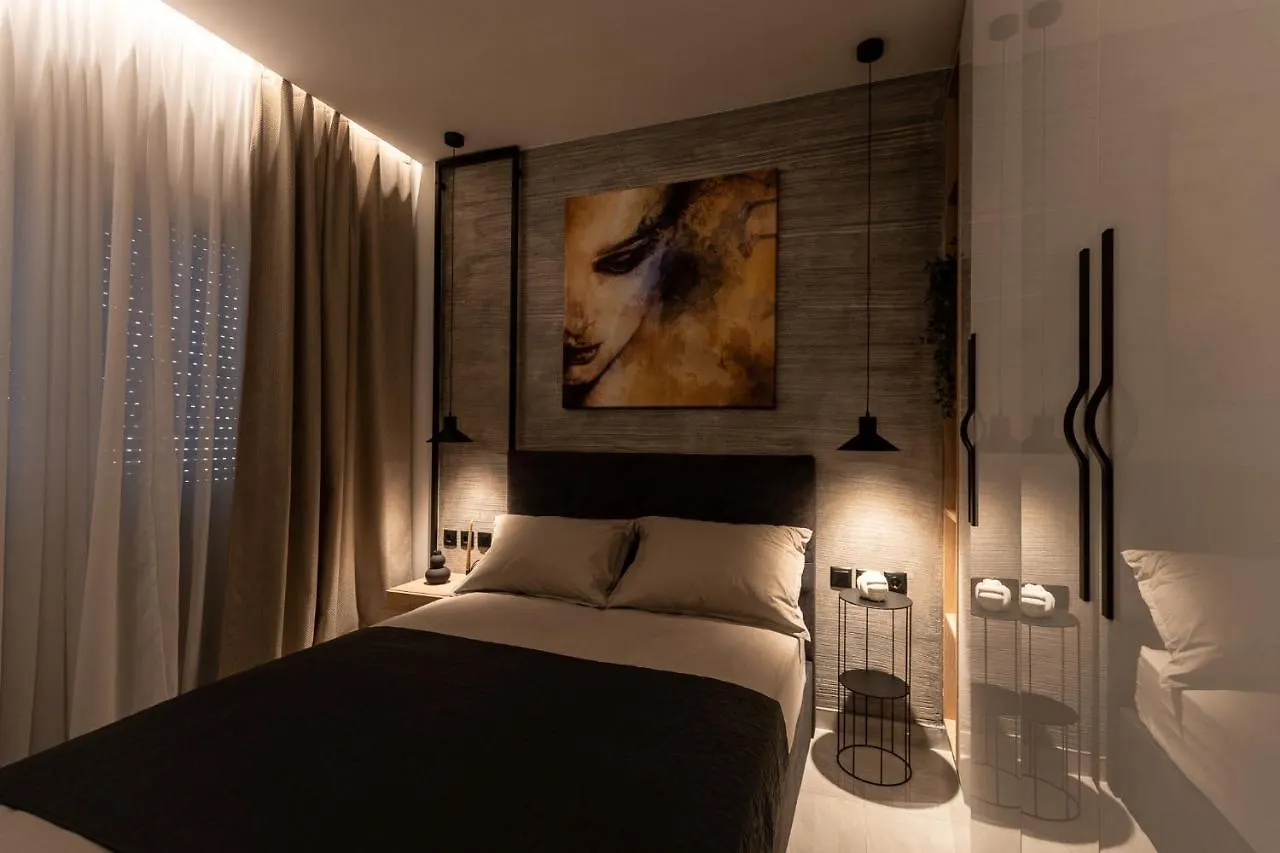 Zealot Apartment Thessaloniki