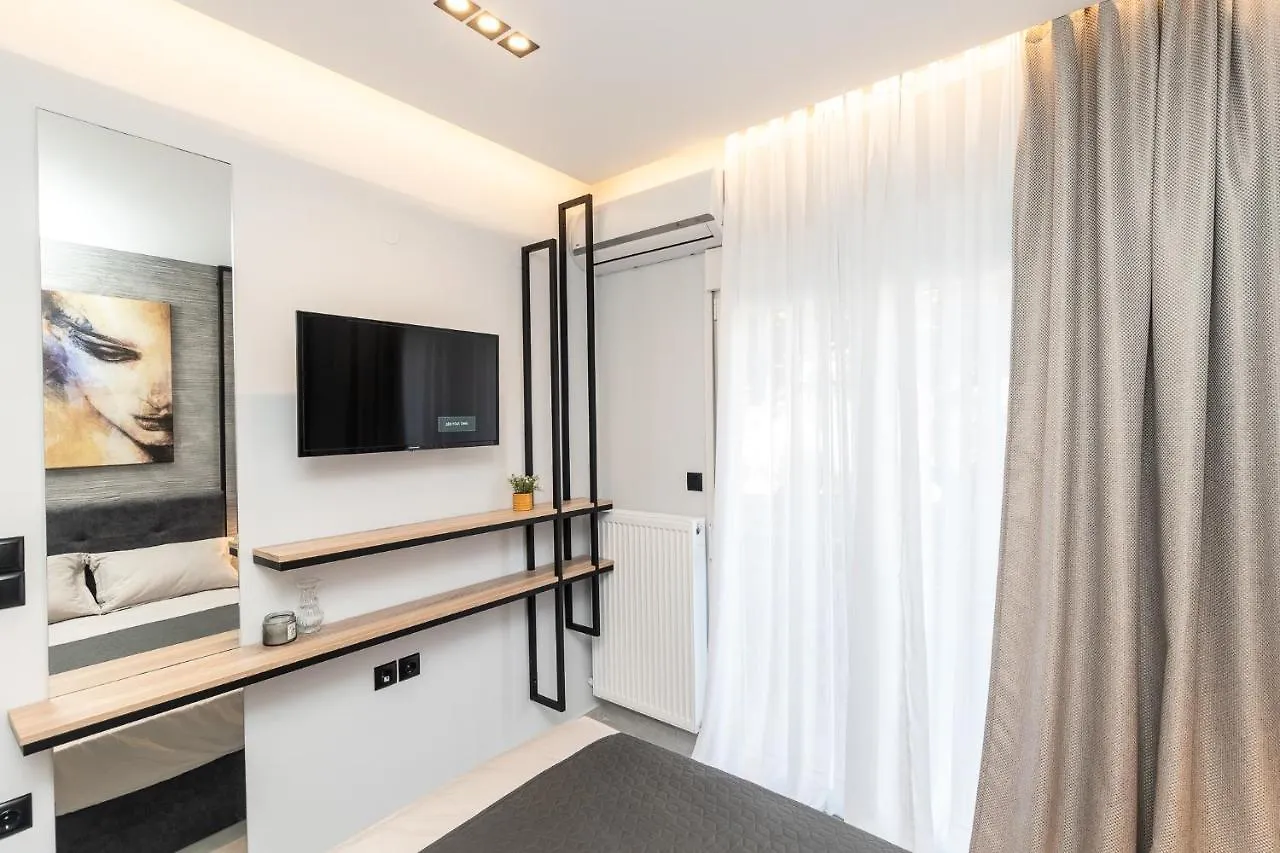 Zealot Apartment Thessaloniki