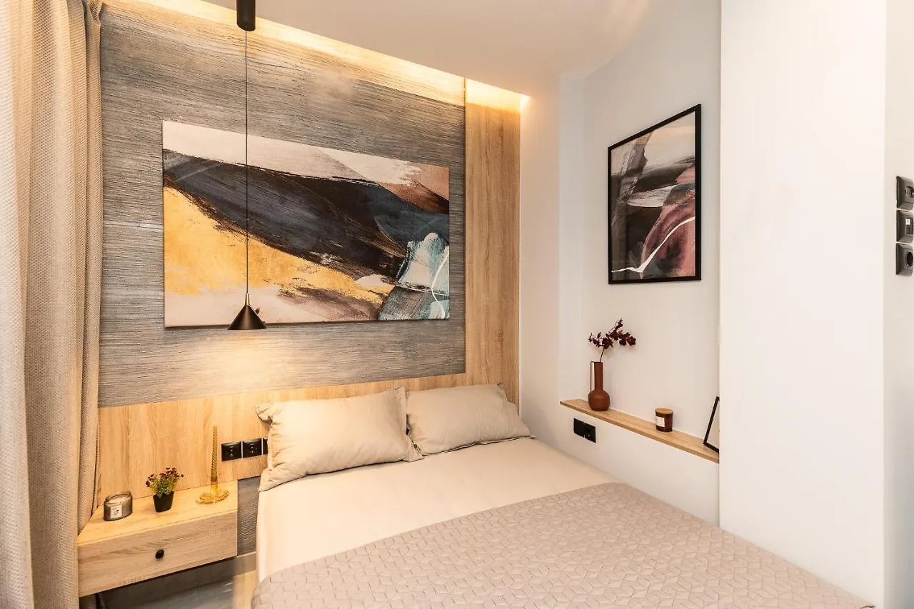 Zealot Apartment Thessaloniki