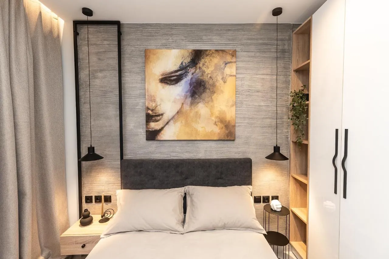 Zealot Apartment Thessaloniki